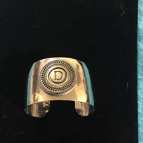 Doncaster Jewelry Doncaster Vintage Cuff Bracelet Letter D Silver